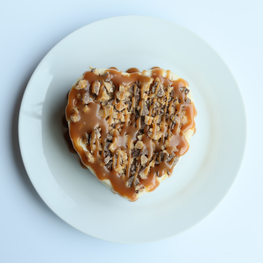 Salted Caramel Mini Heart Cheesecake